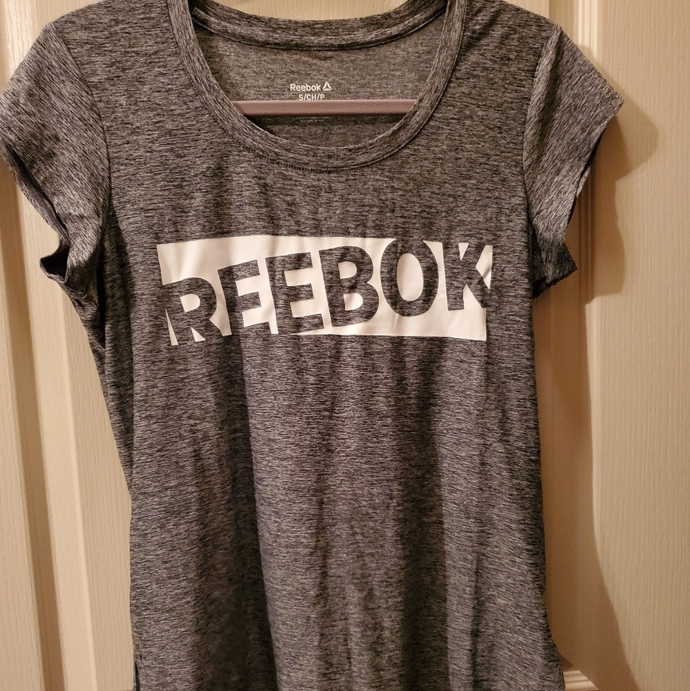 Reebok athletic top